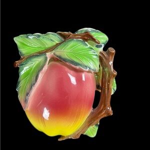 Vintage Wales Wall Pocket 3D Ceramic Peach Made In Japan Grandmacore.